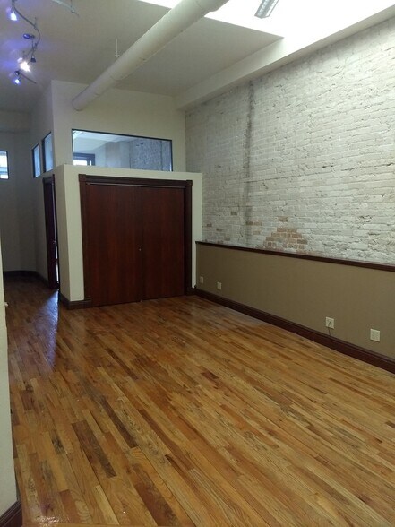 More Photos Of 106 E Doty St, Madison Office For Lease