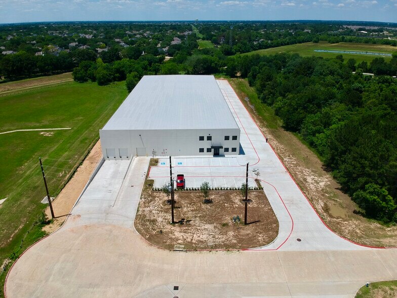 More Photos Of 15627 Mueschke Rd, Cypress Manufacturing For Lease