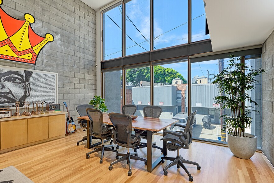 More Photos Of 1313 Innes Pl, Venice Apartments For Sale