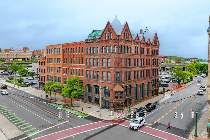 Primary Photo Of 126 N Salina St, Syracuse Office For Lease