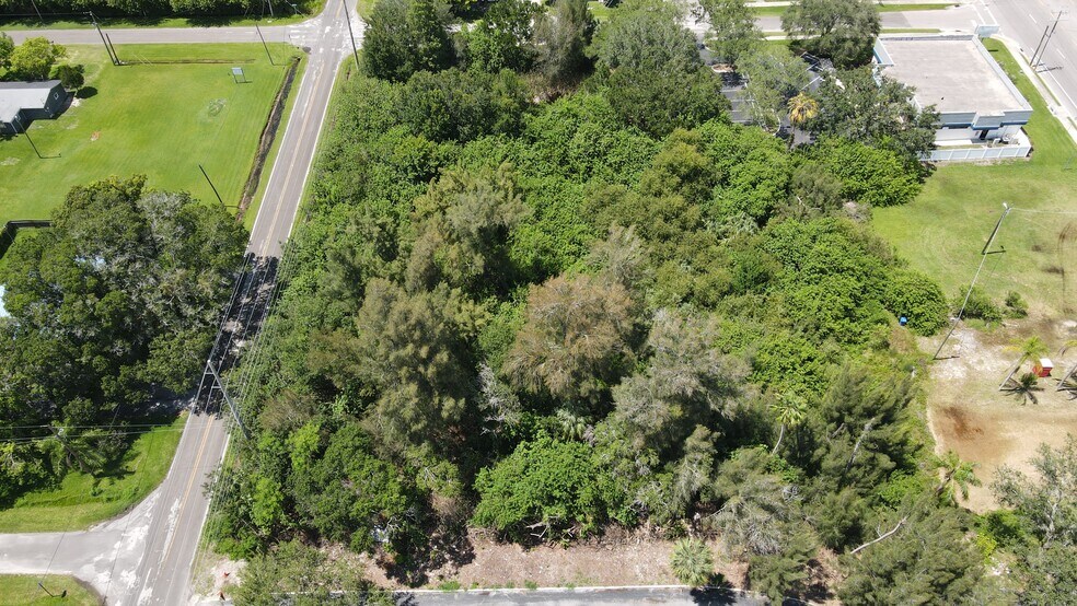 More Photos Of 610 N US Highway 41, Ruskin Land For Sale