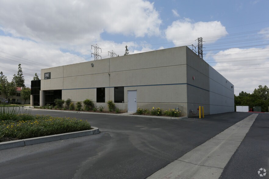 More Photos Of 10482 Enterprise Dr, Loma Linda Warehouse For Lease
