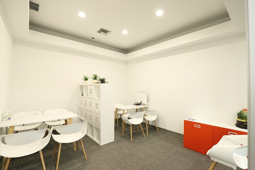 More Photos Of 20 Corporate Park, Irvine Office Residential For Lease