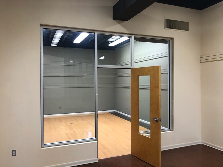 More Photos Of 127 Dyess Rd, Ridgeland Freestanding For Sale