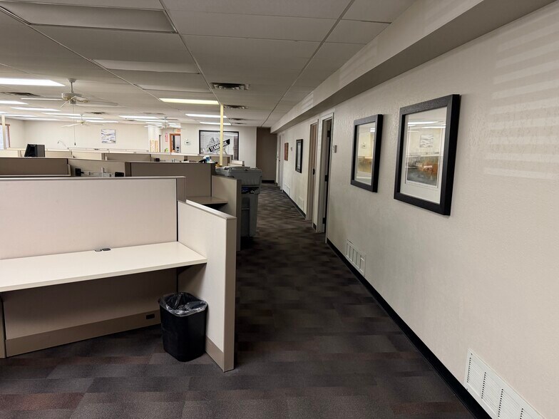 More Photos Of 770 NE 63rd St, Oklahoma City Office For Sale