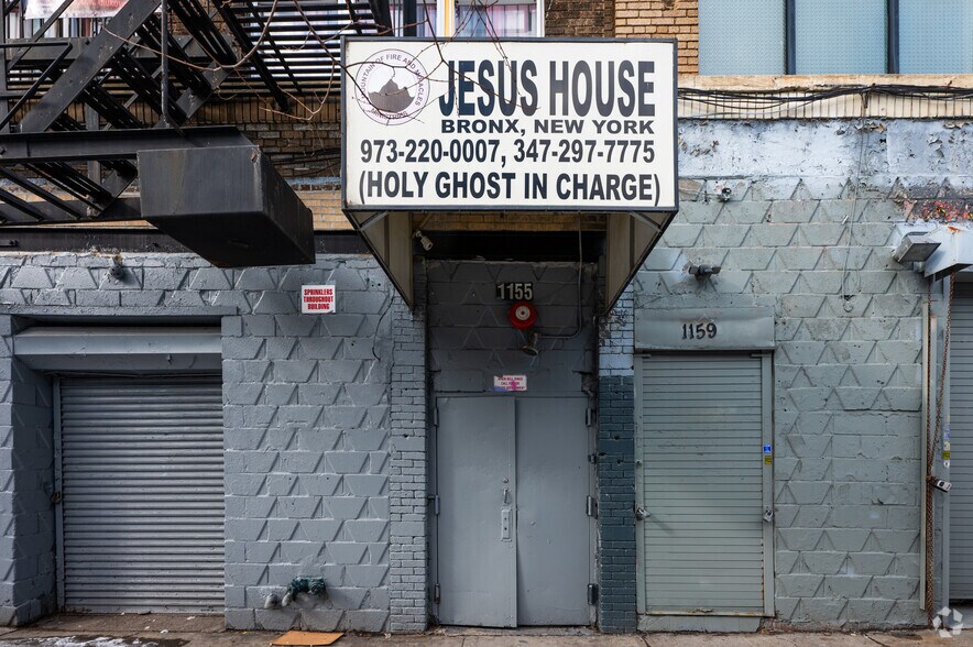 More Photos Of 1155 Southern Blvd, Bronx Storefront For Lease