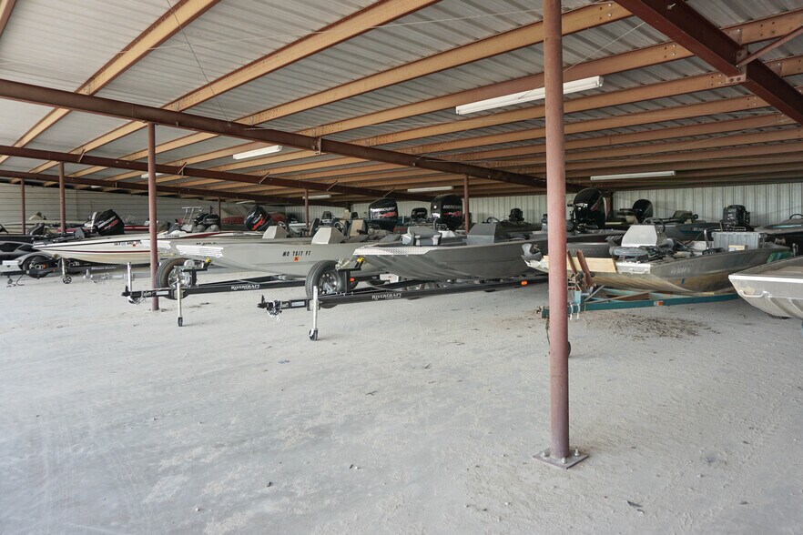 More Photos Of 18050 County Road 1000, Saint James Storefront For Lease