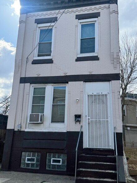 More Photos Of , Philadelphia Unknown For Sale