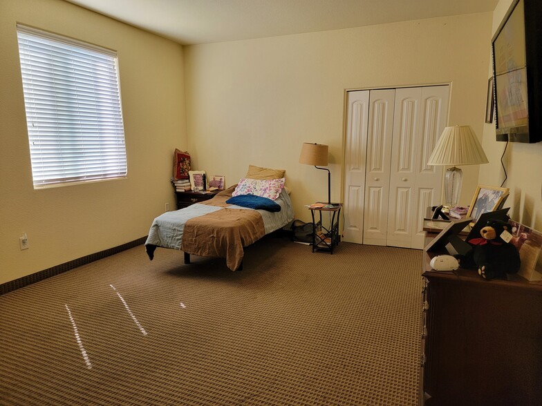 More Photos Of 4110 E Anderson St, Sierra Vista Assisted Living For Sale
