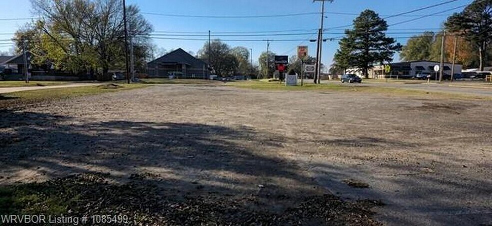 More Photos Of 29 US-64 Hwy, Mulberry Flex For Sale