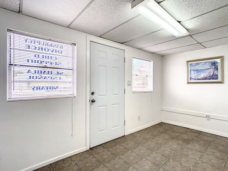 More Photos Of 315 Magnolia Ave, Auburndale Office Residential For Lease