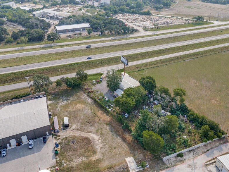 More Photos Of 40175 Interstate 10 W, Boerne Industrial For Sale