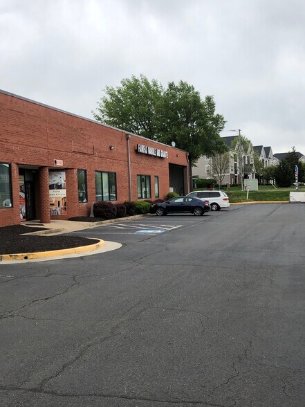 More Photos Of 4080 Walney Rd, Chantilly Flex For Lease