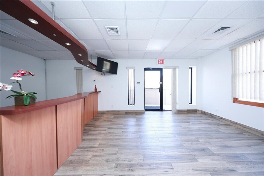 More Photos Of 248 Avenue P, Brooklyn Office Residential For Sale