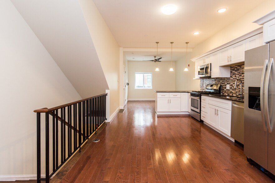 More Photos Of 1804 E Huntingdon St, Philadelphia Apartments For Sale