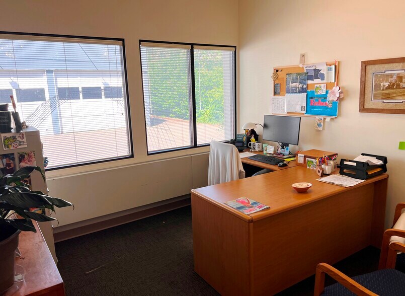 More Photos Of 506 James St, Brainerd Warehouse For Sale