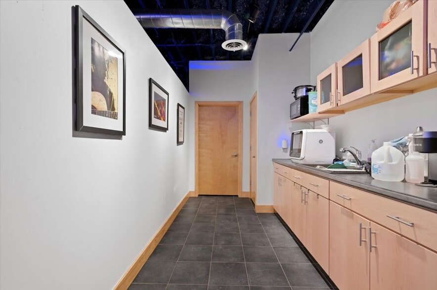 More Photos Of 14857 Martinville Rd, Belleville Warehouse For Sale