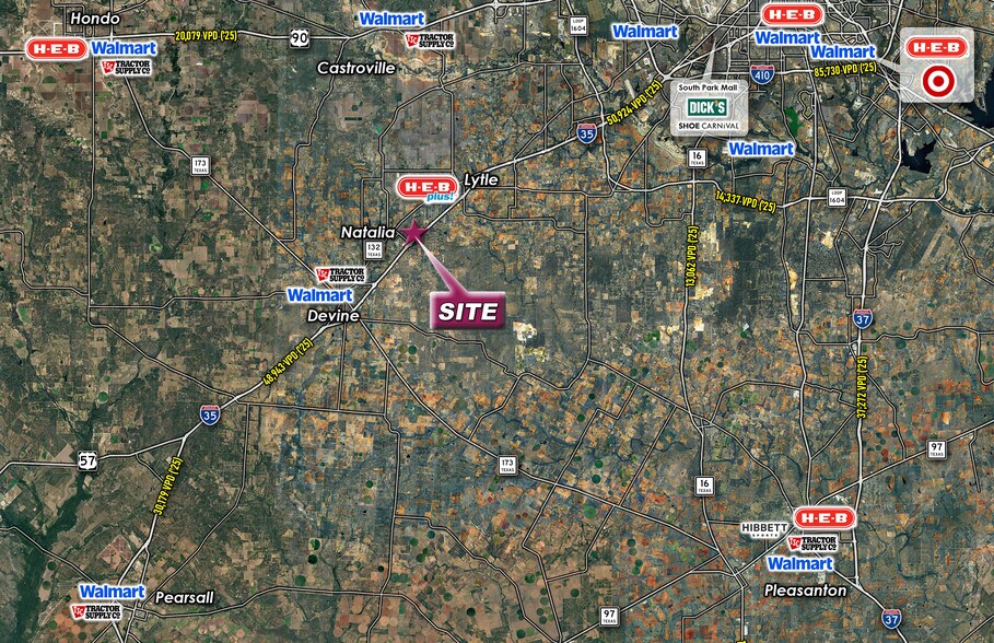 More Photos Of I-35 S @ FM 471, Natalia Service For Sale