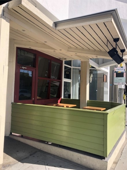 More Photos Of 638-644 N Robertson Blvd, West Hollywood Storefront For Lease