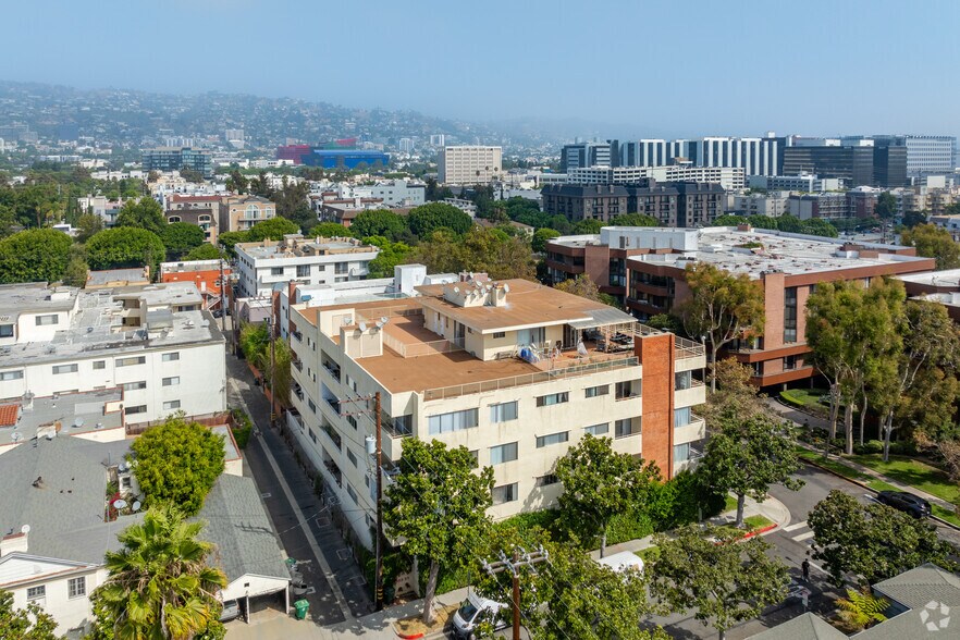 More Photos Of 303 N Swall Dr, Beverly Hills Apartments For Sale