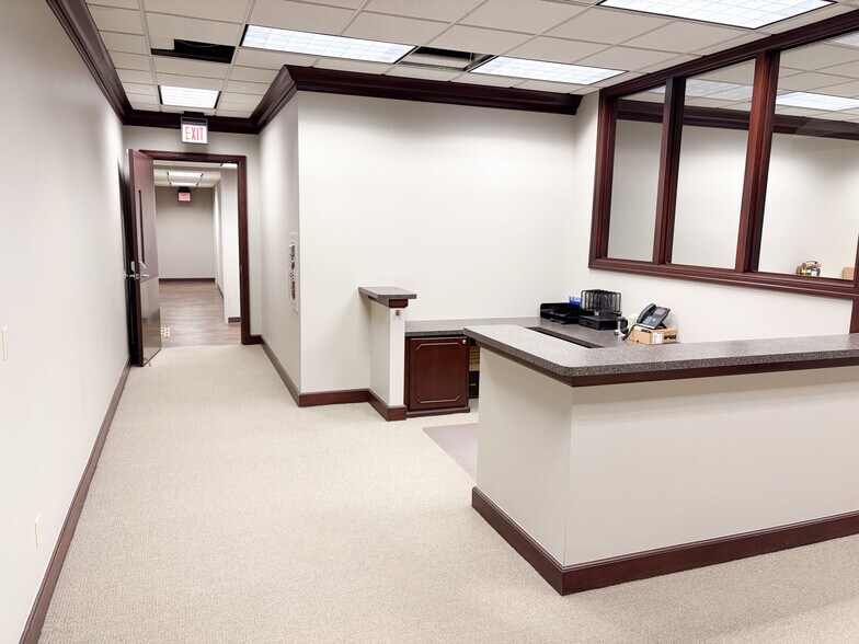 More Photos Of 4021 84th St, Lubbock Loft Creative Space For Lease