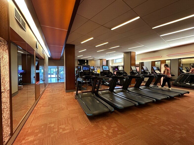 More Photos Of 400 E Randolph St, Chicago Apartments For Lease