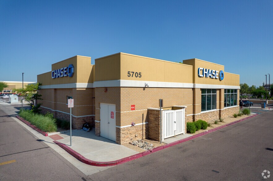 More Photos Of 1703 W Bethany Home Rd, Phoenix Unknown For Lease