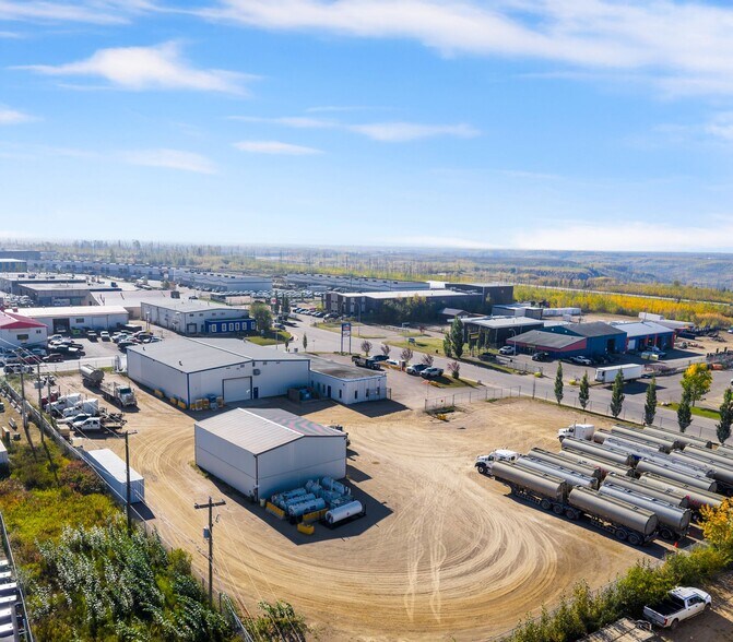 More Photos Of 302 Macalpine Cres, Fort McMurray Distribution For Sale