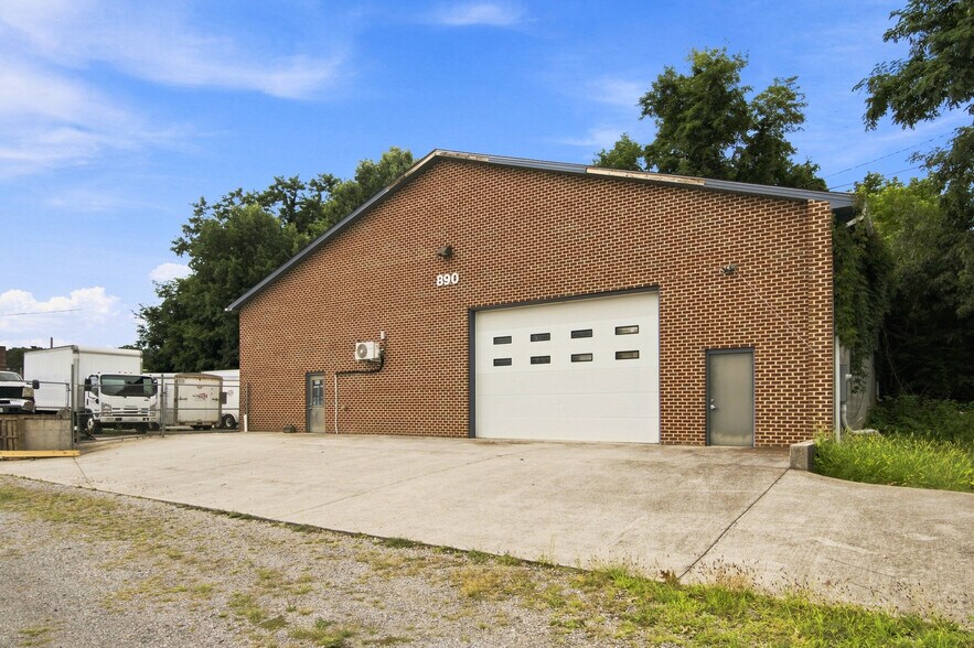 Primary Photo Of 890 Roanoke St, Christiansburg Warehouse For Lease