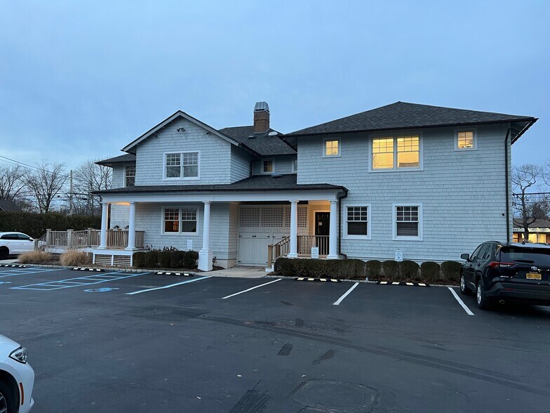 More Photos Of 201 Montauk Hwy, Westhampton Beach Office For Lease