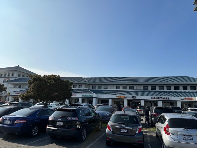 More Photos Of 15460-15508 S Western Ave, Gardena Unknown For Lease