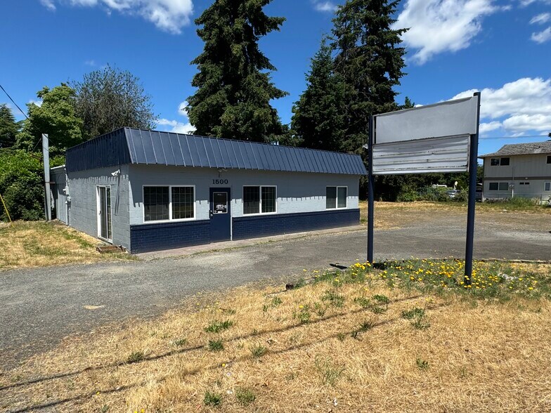 Primary Photo Of 1500 E Fourth Plain Blvd, Vancouver Freestanding For Lease