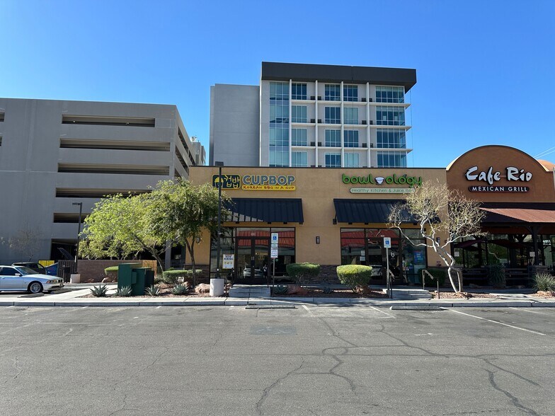More Photos Of 4680 S Maryland Pky, Las Vegas Restaurant For Lease