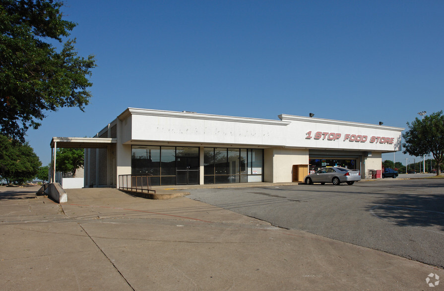 Primary Photo Of 4517-4525 Saturn Rd, Garland Freestanding For Lease