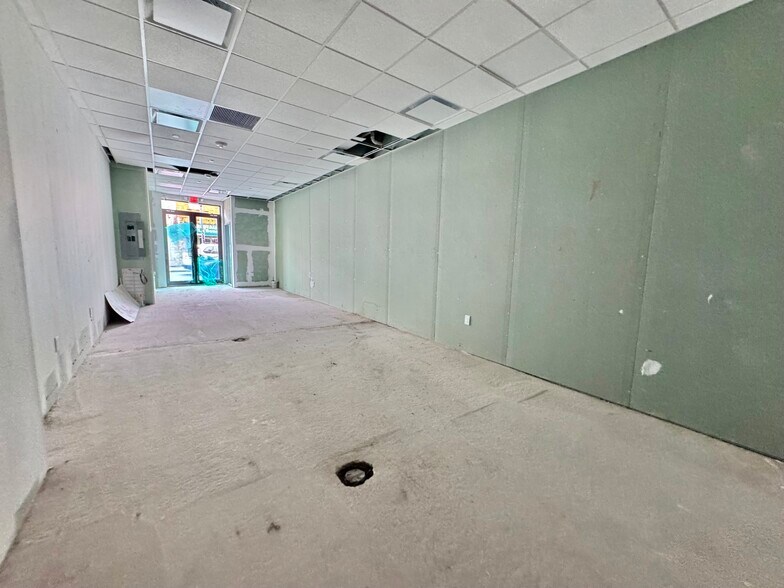 More Photos Of 87-89 S Main St, Freeport Apartments For Lease