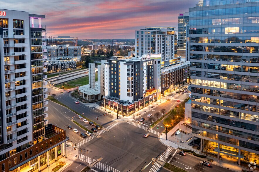 More Photos Of 610 S Caldwell St, Charlotte Hotel For Lease