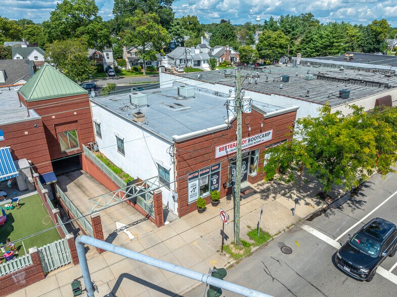 More Photos Of 1619-1631 Jericho Tpke, New Hyde Park Daycare Center For Sale