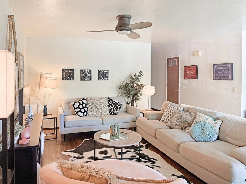 More Photos Of 721 W 11th St, Chico Apartments For Sale