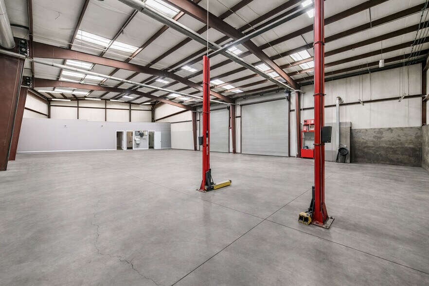 More Photos Of 226 S 1200 W, Tooele Warehouse For Sale