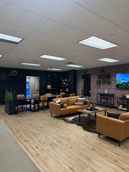More Photos Of 10100 W Charleston Blvd, Las Vegas Medical For Lease