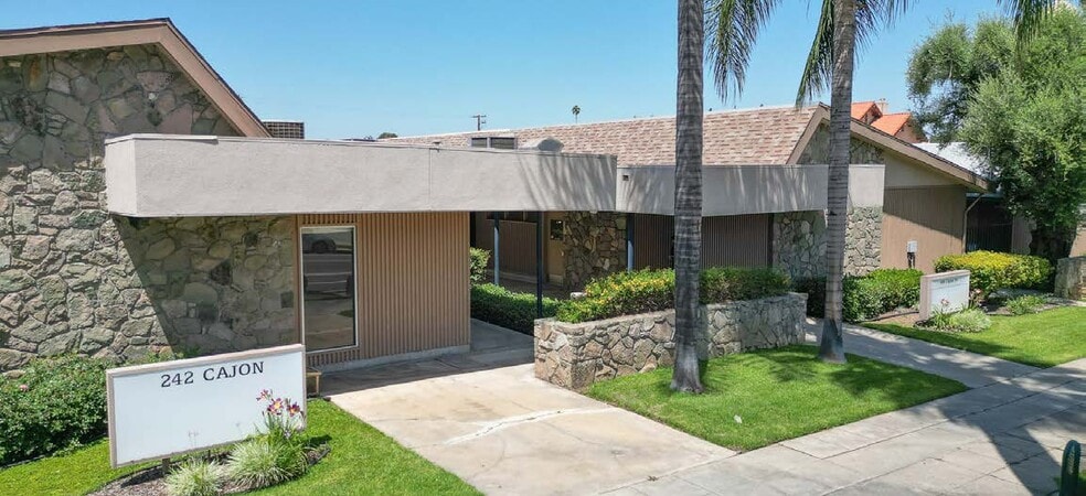 More Photos Of , Redlands Unknown For Sale