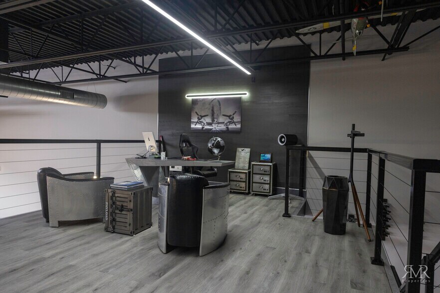 More Photos Of 1435 FM 1463 Rd, Katy Showroom For Sale