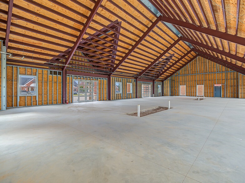 More Photos Of 7103 S Peek Rd, Richmond Medical For Sale