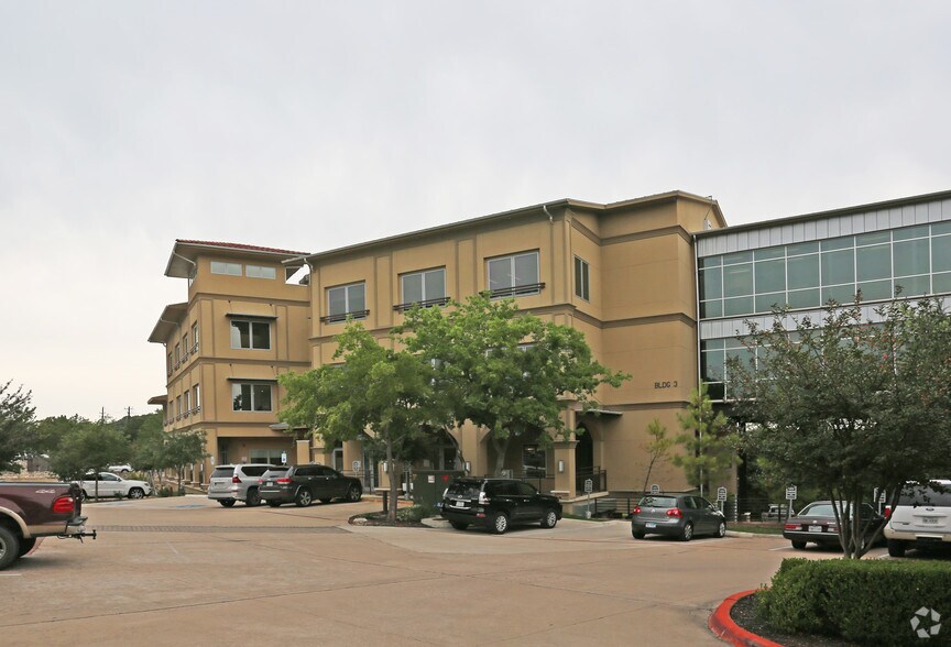 More Photos Of 6836 Bee Caves Rd, Austin Unknown For Lease