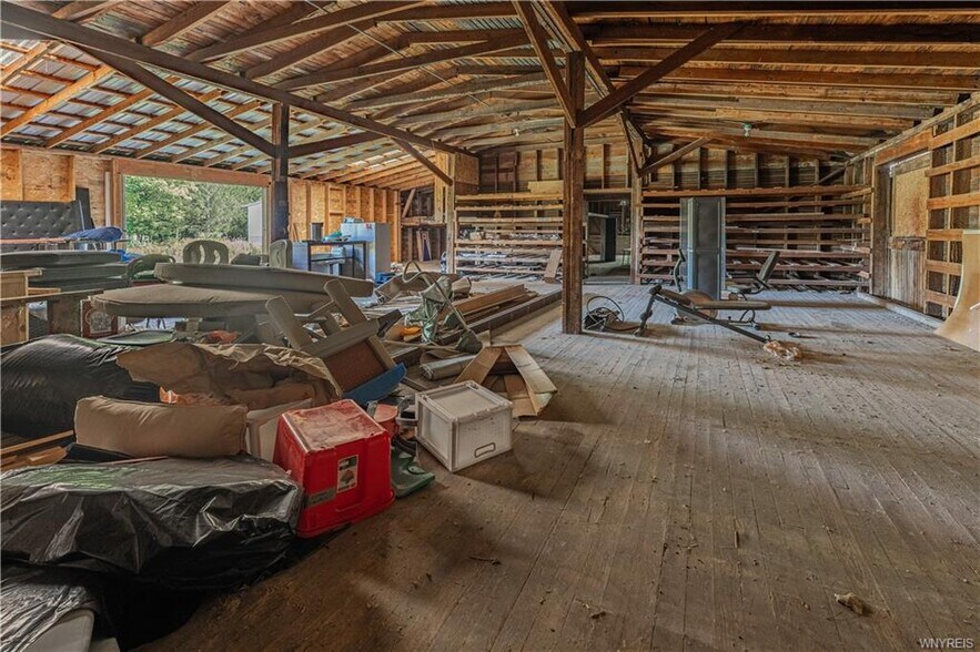 More Photos Of 6115 1st St, Newfane Office For Sale