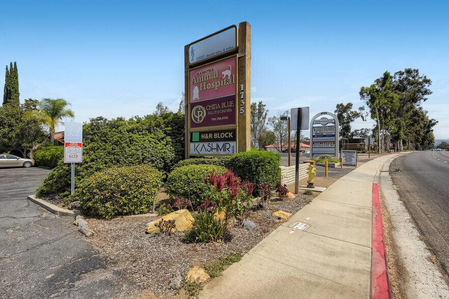 More Photos Of 1735 Main St, Ramona Freestanding For Lease