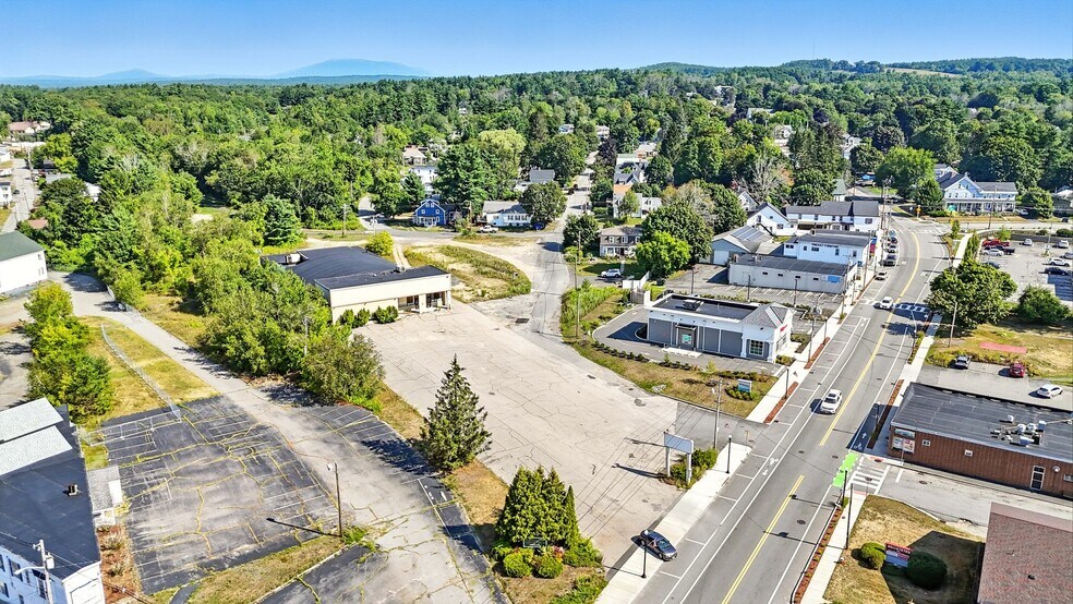 More Photos Of 250 Central St, Winchendon Drugstore For Lease