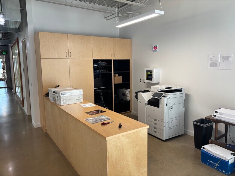 More Photos Of 2511 Ruffner Rd, Birmingham Warehouse For Sale