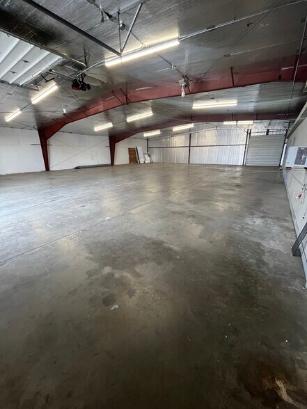 More Photos Of 112 N Stone St, Spokane Service For Lease