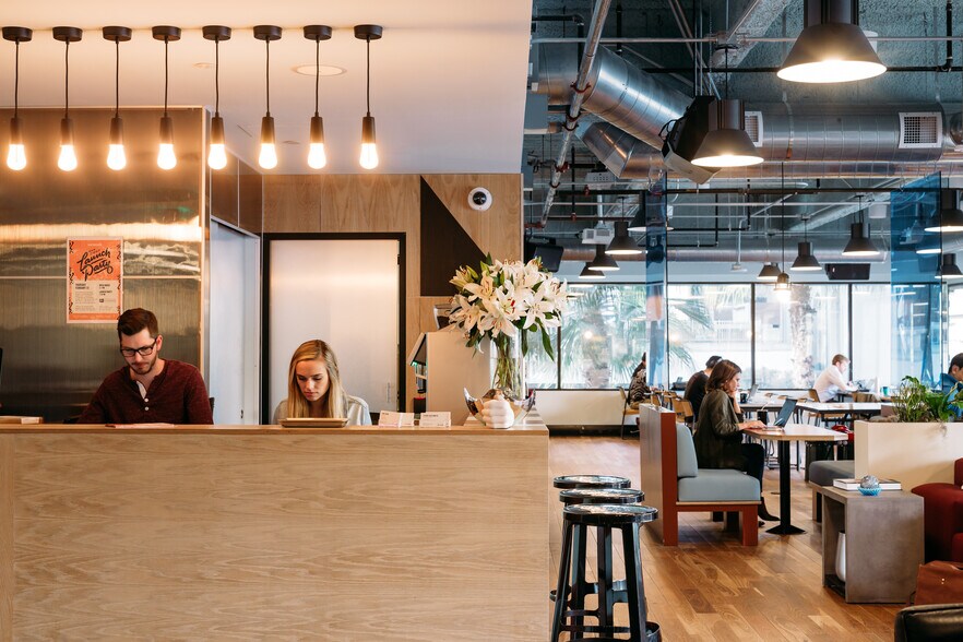 More Photos Of 600 B St, San Diego Coworking Space